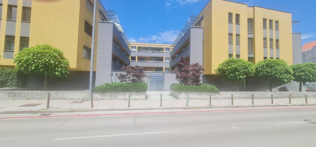 Ferienwohnung Apartma Minas Laibach Exterior foto
